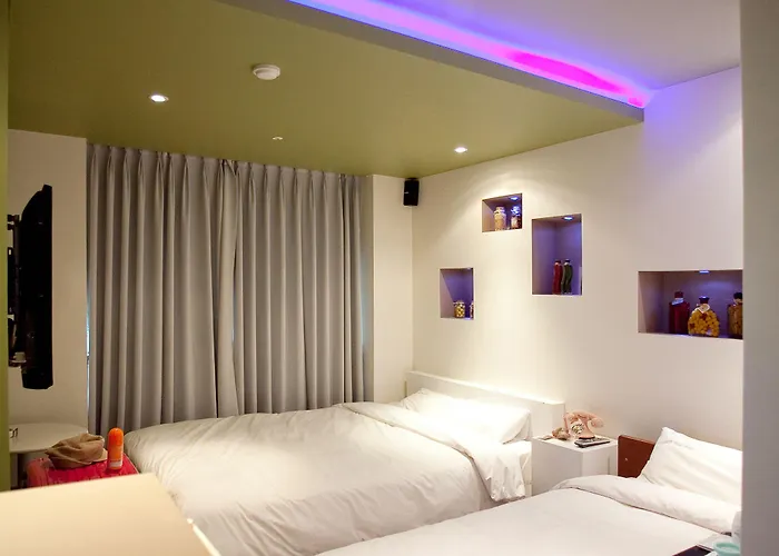 Hotel Dong 3*
